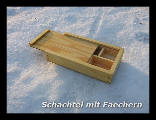 Schachtel mit Faechern